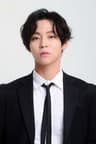 김우성